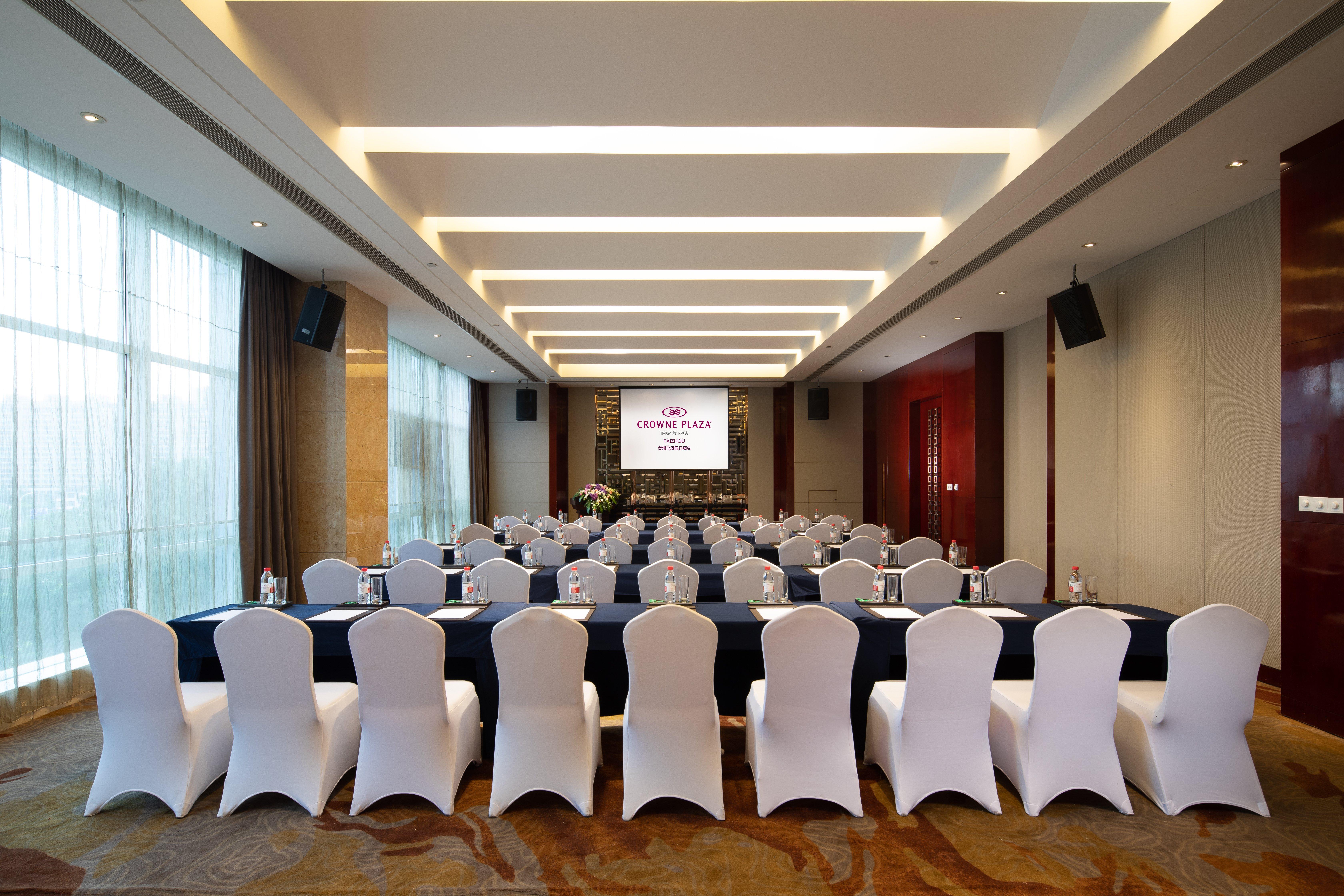 Crowne Plaza Taizhou By Ihg Hotel Ngoại thất bức ảnh