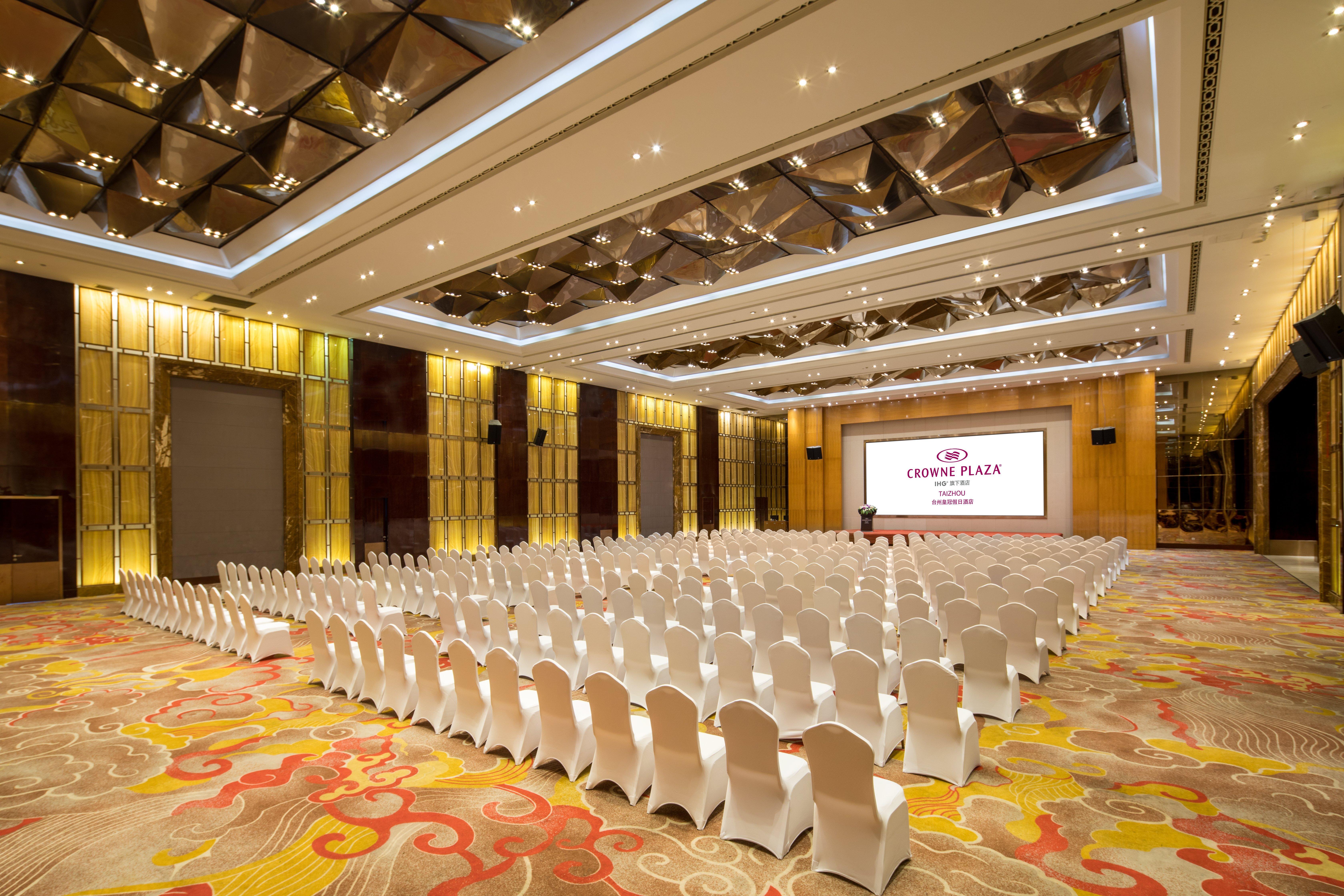 Crowne Plaza Taizhou By Ihg Hotel Ngoại thất bức ảnh